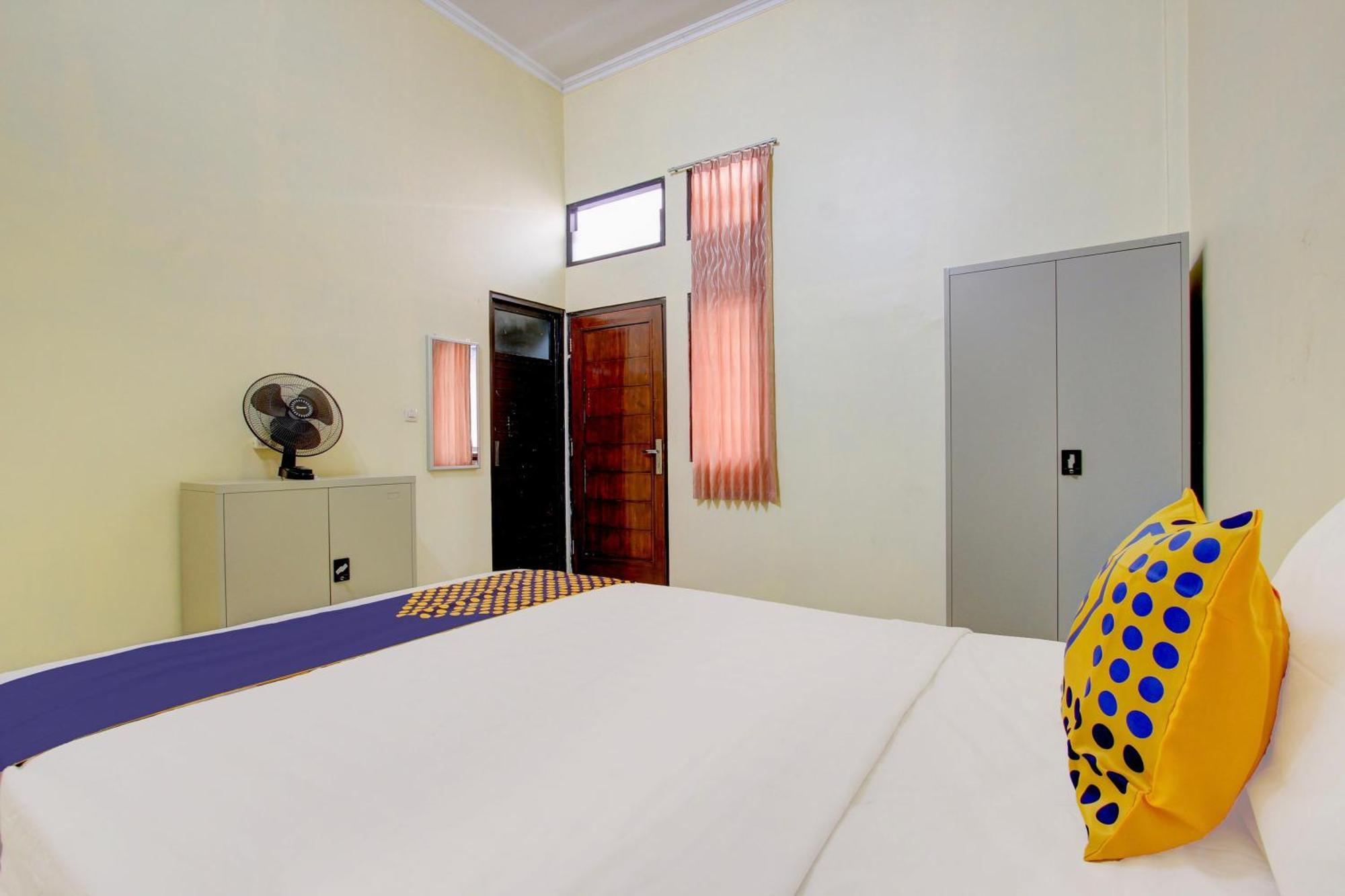 Spot On 93245 Guest House Mulia Dua Syariah 클라텐 외부 사진