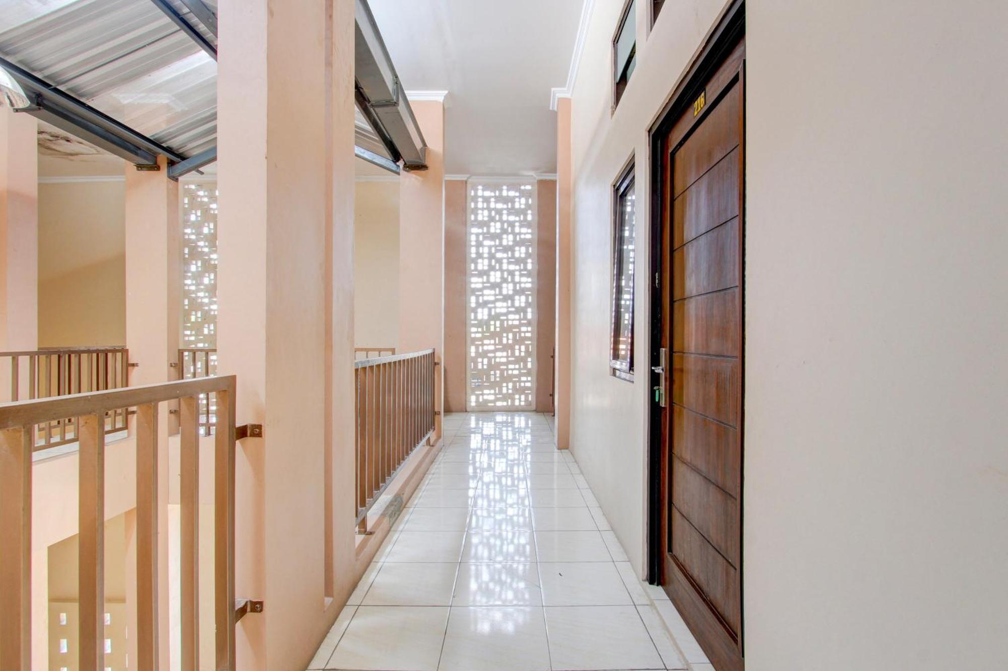 Spot On 93245 Guest House Mulia Dua Syariah 클라텐 외부 사진